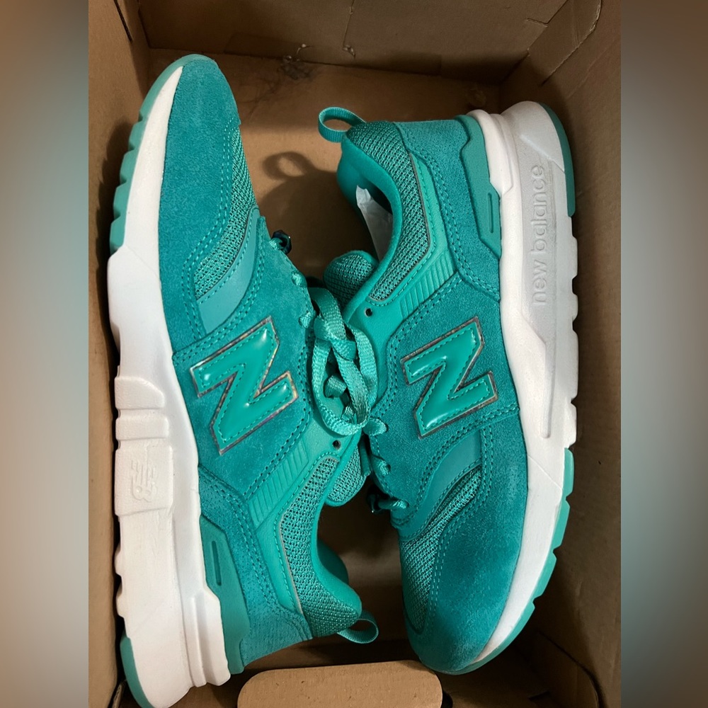 Cute New balance gemstone sneakers